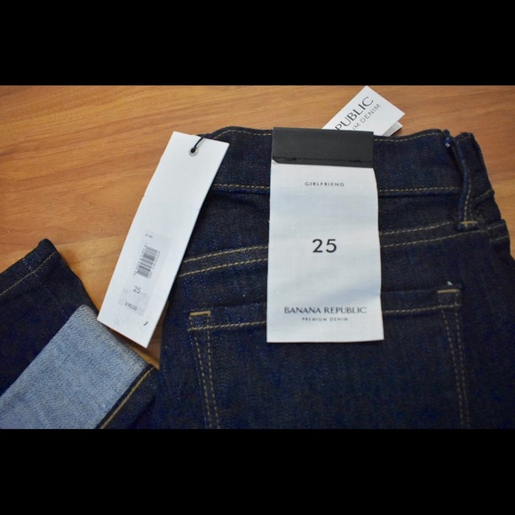 NWT Banana Republic Girlfriend Jeans - Picture 2 of 5